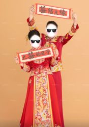 -雪中彩影婚纱摄影·微光艺术中心