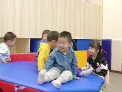 -魔力熊儿童早教托育中心(硚口同馨店)