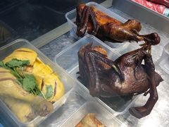 -狗撵鸭(泰山公寓店)