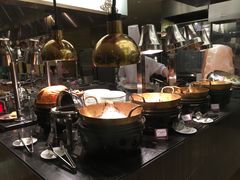 -圣丰索菲特·2 On 988 Café 自助餐厅