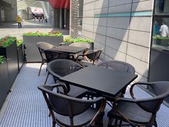 露天位-The Habit Burger Grill 哈比特汉堡(世博店)