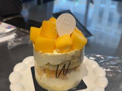 -W COLLECTIVE  DESSERT SHOP