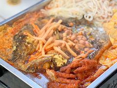 -在巷子里的烤肉店·螺蛳粉烤鱼·牛蛙(和美城店)