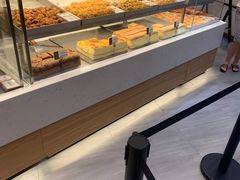 面包甜点陈列柜-珍糕兴(三林店)