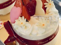 -花花卷卷·鲜食蛋糕(静安久光百货店)