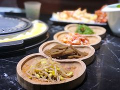 -鹤江桥·红油牛肉粉(SKP店)