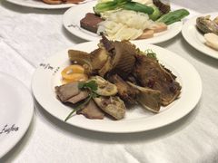 -云顶旋转自助景观餐厅