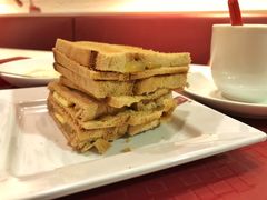牛油咖椰吐司套餐-亚坤(新达城广场B1店)