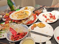 -涨巢·潮玩水疗局