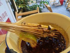 -拈签一笑黄牛肉辣卤串串