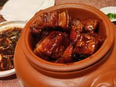 本帮红烧肉-东方明珠老上海8号餐厅