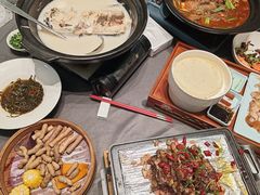 -香山湖家家宴(中山陵店)