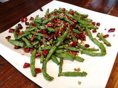 -胡胜锐辣椒炒肉(河北店)