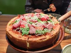 -Dragon Pizza•圆脸龙披萨·牛排餐厅