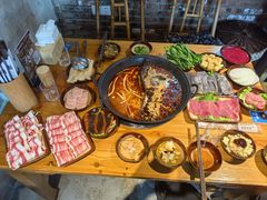 -壹兆圆重庆火锅手工炒底料(长白格林玫瑰湾店)