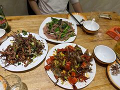 -超越海鲜屋(飞龙物业店)