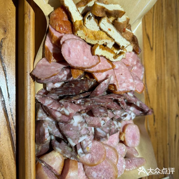 一家包子岁数比你大的地道老店