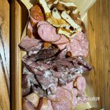 一家包子岁数比你大的地道老店