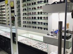-横岗眼镜城
