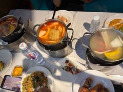 -领鲜活海鲜榴莲自助火锅(东门店)