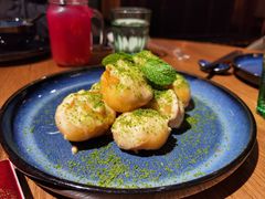 咸蛋黄鲜虾球-荟廷·晶萃(陆家嘴尚悦湾店)