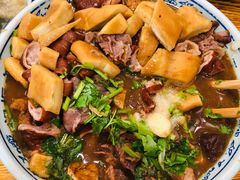 卤煮火烧-门框胡同百年卤煮(新街口店)