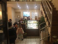 -蜜蜂小象·榴莲千层蛋糕(时代汇11栋店)