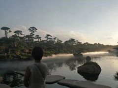 -罗红摄影艺术馆