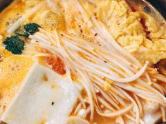 -百品聚旋转火锅(万德庄店)