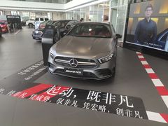 -贵州贵星奔驰4S店(观山湖店)