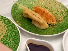 -品海楼·大连海胆锅贴馆(东港店)