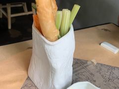 笔筒色拉-穹六人间 people 6(岳阳路店)