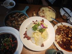 -六福烧烤酒馆(秦隆步行街店)