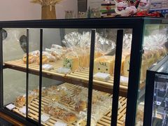面包甜点陈列柜-小西家作(富力爱丁堡店)