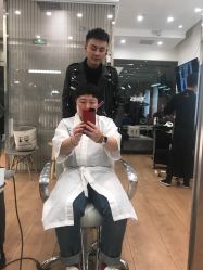 -简法造型·品牌形象店