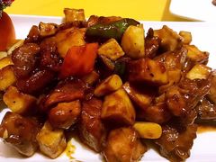 -皇冠明珠鱼翅楼(水上公园店)