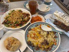 -汗腾格里·风味餐厅(新疆驻京办店)