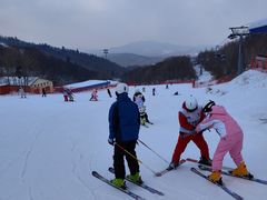 -亚布力新体委滑雪场