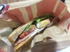 -星巴克(东莞莞城万科中心店)