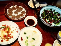 -唐师傅湘西名菜馆(武陵路店)