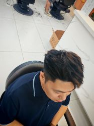 -尤司男士国潮理发馆