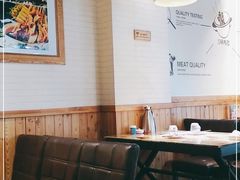 大堂-阿里巴巴海鲜烧烤家常菜(黄岛店)