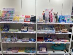 -嗨本可潮玩仓(大兴大悦春风里店)