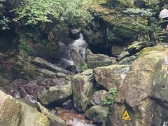 -藏龙百瀑风景区