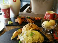 -HIGH FIVE哈福手工汉堡(桂林路店)