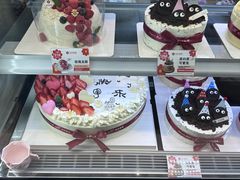 -花花卷卷·鲜食蛋糕(静安久光百货店)