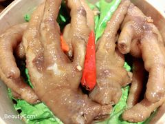 -王婆乔鲜鱼自助火锅(蜀汉路店)
