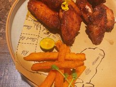 双拼鸡翅-HIGH FIVE哈福手工汉堡(桂林路店)