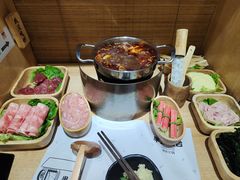 -独食火锅·半米屋台(直营总店)