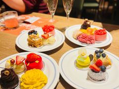 -咖啡苑自助餐厅·中国大饭店